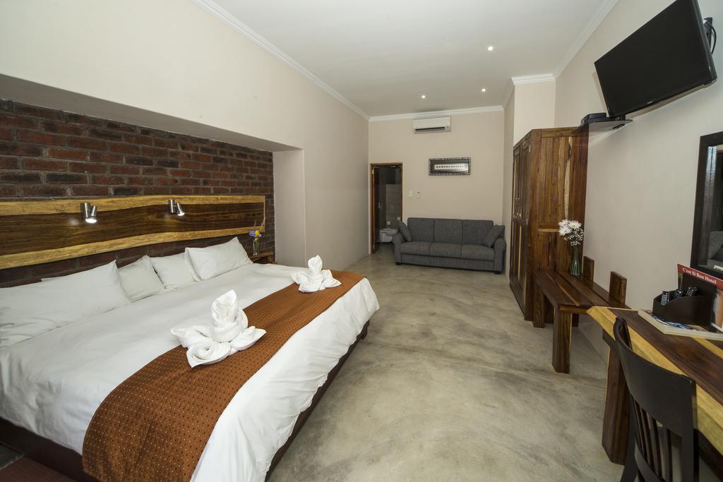 Casa Forno Country Hotel أوتجيوارونغو المظهر الخارجي الصورة