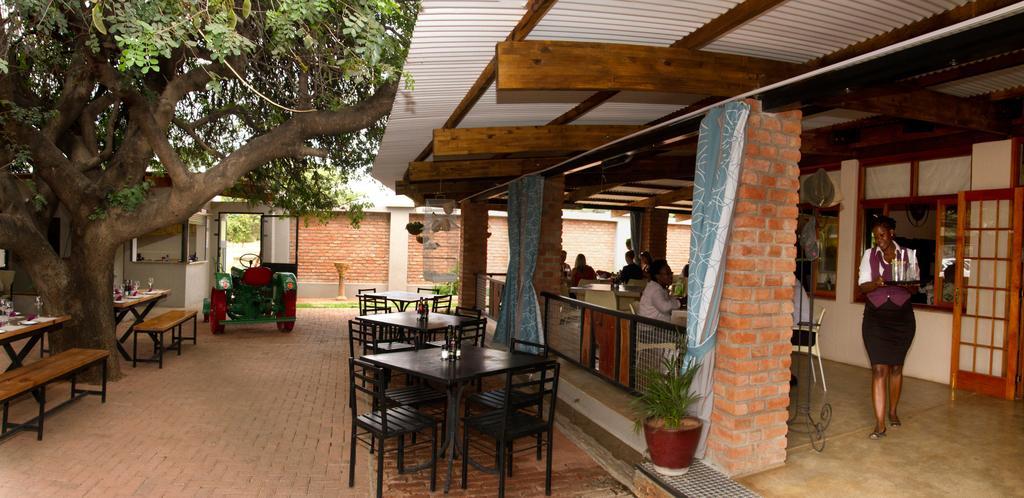 Casa Forno Country Hotel أوتجيوارونغو المظهر الخارجي الصورة