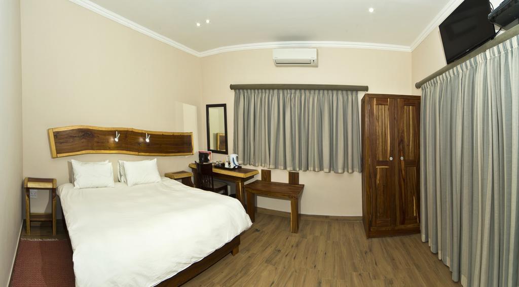 Casa Forno Country Hotel أوتجيوارونغو المظهر الخارجي الصورة