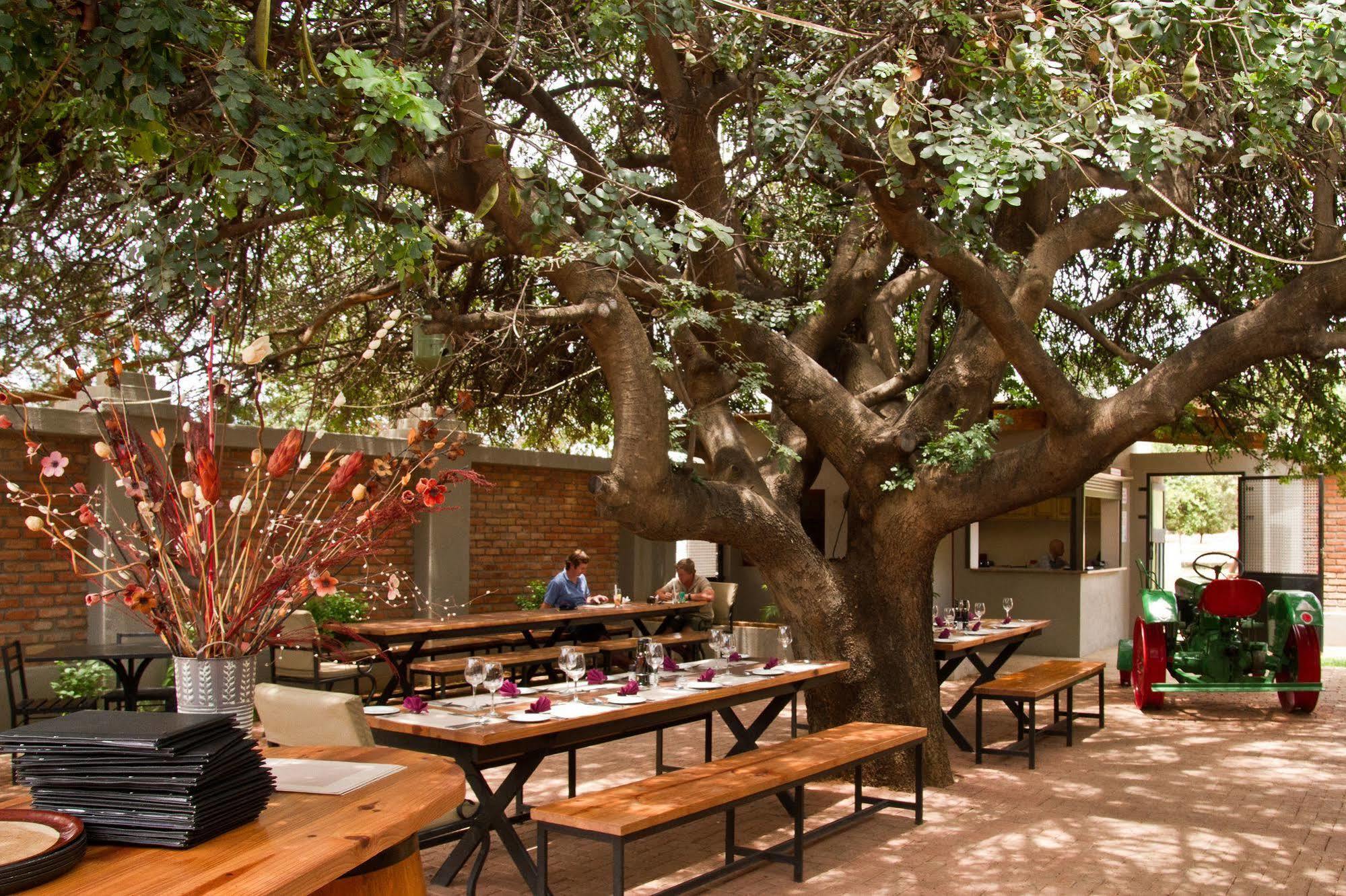 Casa Forno Country Hotel أوتجيوارونغو المظهر الخارجي الصورة