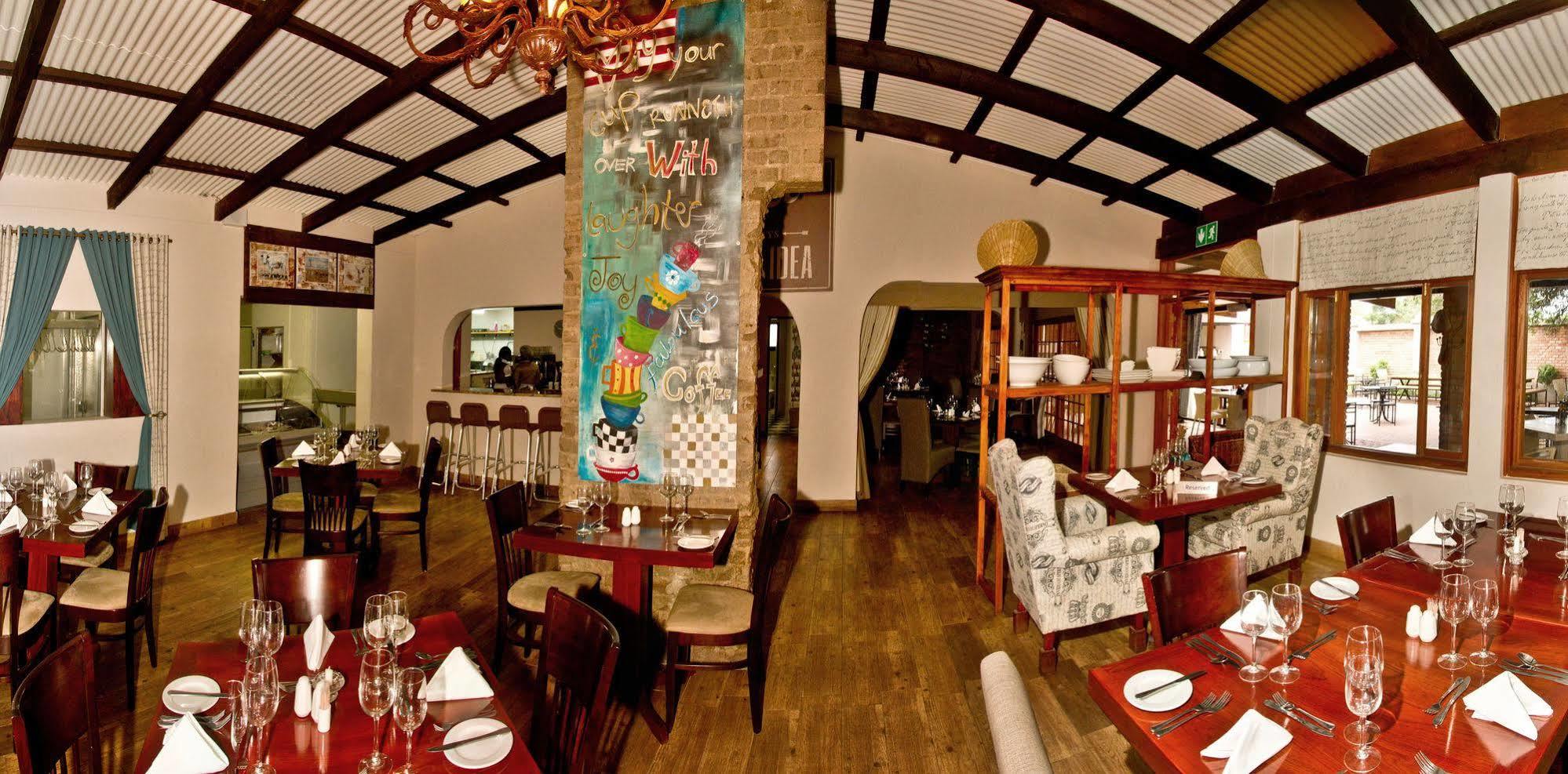 Casa Forno Country Hotel أوتجيوارونغو المظهر الخارجي الصورة